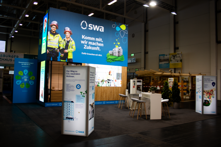 Flexbox-Messestand der Stadtwerke Augsburg auf der Immobilientage 2026