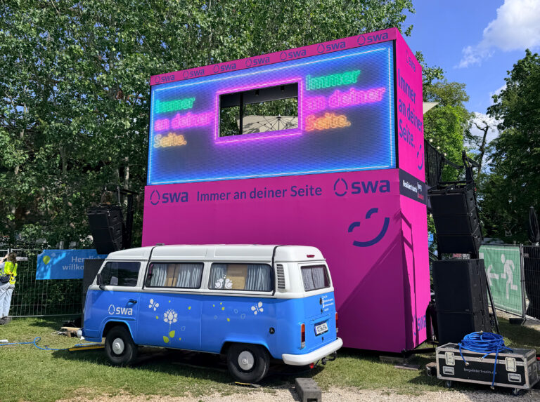 SWA Clubbulli-Bühne auf dem MODULAR Festival 2026